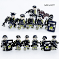 Miniatyrbild 2 av 4: Serien Byggleksaker 12 minifigurer null none
