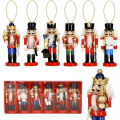 Miniatyrbillede 1 af 4: Juletræ pynt i træ - SPRINGOS - Nøddeknækker - 6 stk - 8 cm - Multifarvet mångfärgad