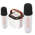 Pikkukuva 3 / 8: Mini Karaoke Machine Stereo Kannettava RGB Light Bluetooth kaiutin 2 langattomalla mikrofonilla Home Party White