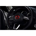 Pikkukuva 2 / 5: MAXDOOL Punainen ohjauspyörän kannen tarra paljettikehys Mazda 3 6 CX-3 CX-5 CX-9 sisätilojen lisävarusteet (punainen)