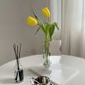 Pikkukuva 2 / 5: Kukka-maljakko, moderni akryyli, koristeellinen, ainutlaatuinen aaltoileva muoto, makuuhuoneeseen, olohuoneeseen, pöydälle Mirror