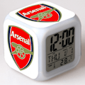 Miniatyrbild 4 av 5: Fotbollsliga Färgglad Väckarklocka, LED Digital Färgväxlande Kvadratisk Väckarklocka, Kreativ Väckarklocka Present (form A)