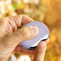 Pikkukuva 3 / 7: Sähköinen kynsileikkuri, 3-in-1 kynsien leikkaaja ja kiillottaja, automaattinen kynsileikkuri 3 nopeutta, kynsiviila valolla, kynsileikkurit (violetti)