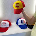 Miniatyrbillede 2 af 3: 1 stk. kasket - Spansk flag - Unisex voksen flad solid spænde bomuld ustruktureret hat lav profil kasket - One Size