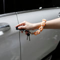 Miniatyrbilde 3 av 7: Makrame nøkkelring Håndlaget håndleddsrem Nøkkelbånd for nøkler Søt blomst nøkkelring Nøkkelkjede for kvinner Pearl orange