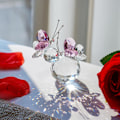 Miniatyrbild 2 av 9: Rosa Kristallskuren Dubbel Fjäril Samlarobjekt, Handgjord Konstglas Djurfigur, Presentförpackad