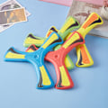 Miniatyrbillede 2 af 5: Super Boomerang, Unik 3-bladet Boomerang, Bærbar, til børn fra 5 år og opefter, Tilfældig farve