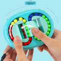 Pikkukuva 7 / 7: Pyörivä taikapapu kuutio Spinner Fidget Stress Relief Ball Double flip Kädessä pidettävä palapeli Decompression Educational Toy(Pink)