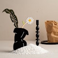 Miniatyrbild 5 av 5: Akryl Blomvas Mångsidig Elegant Lätt Dekorativ Modern Kroppsform Blomvas För Vardagsrum Sovrum Män