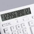 Pikkukuva 4 / 5: Pöytälaskin, 12-numeroinen aurinkokennoakku, kaksoisvirtalähde, vakiotoimintoinen elektroninen laskin, jossa suuri LCD-näyttö ja suuret herkät painikkeet päivittäiseen ja B-käyttöön
