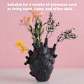 Miniatyrbilde 4 av 5: Hjerteformet vase - dekorativ, moderne harpiks, utsøkt blomsterpotte for hjem, kontor, soverom, bryllup Black