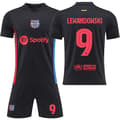 2425 Barcelona bortedrakt svart fotballdraktsett - Lewandowski 16(90-100cm)