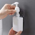 Miniatyrbild 7 av 11: Självhäftande sprayflaskkrokar Väggmonterad hängring för gardinstångshållare