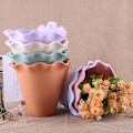 Miniatyrbild 10 av 10: Vägghängande kruka Plast Bekvämlighet Väggfäste Blomkruka Växter Behållare Korg Kruka för inomhus utomhus Pink