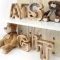 Miniatyrbild 7 av 10: Trämonogram Spargris Stora bokstäver Money Bank initialer Spargris Födelsedagspresent för barn A-Ö H