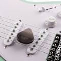 Miniatyrbild 6 av 6: LED-gitarrspelande Pick Tool Personlig glödande gitarrplektrum Gitarrtillbehör UV Second Generation