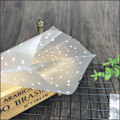 Miniatyrbild 7 av 10: Vita prickar godispåsar Godiskakapåsar Frostade genomskinliga påsar för bageri Choklad Hemlagat hantverk Bröllopsfavoriter 5.5*8.5cm