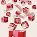 Miniatyrbild 2 av 8: 2024 Valentine studsar Röd paketlåda Vikbar Fashionabla studsar Röda kuvert för present 18 Boxs