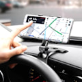 Pikkukuva 1 / 5: IC Universal 360° Kiinnitettävä Kojelaudan Puhelimenpidike Autoon
