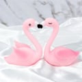 Pikkukuva 1 / 2: 2 flamingo-koristetta, leivonnaiskoriste