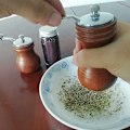 Miniatyrbilde 2 av 5: Håndsveivet kvern i massivt tre og pepperkvern for restaurering, oppgradering og justerbar tykkelse på pepperkverner (8,5 x 6 cm)