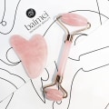 Pikkukuva 5 / 5: IC Jade-rulla ja Gua Sha, Kasvorulla, Kasvojen Kauneusrulla - rosa