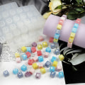 Miniatyrbillede 3 af 5: IC 2 stk Brev Firkantede Perler Silikonform Alfabet Form Epoxi