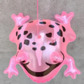 Pikkukuva 2 / 5: IC Glowing uppblåsbar grön studsande groda Padda Ballong Jungle Anima 9