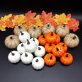 Miniatyrbilde 4 av 4: Hanksgiving-sett, kunstige lønneblader høstgresskar kalebasser røde bær for høst høst og halloween hjemfestdekorasjon