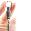 Pikkukuva 5 / 5: IC Rotera Spänne Portable Multifunktionell EDC Utomhusverktyg Titaniu Silver