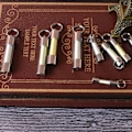 Pikkukuva 3 / 5: IC Titanium Rostfritt Stål Embrite™ Glow in the dark nyckelring FOB A5