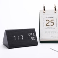 Miniatyrbillede 1 af 4: IC Triangulær træur, digital display temperatur og luftfugtighed