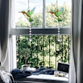 Pikkukuva 5 / 5: IC Kolibri läpinäkyvällä kristallikuulalla, auton riipus