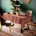 Miniatyrbild 2 av 5: IC Pompom-tofs duk för Bohemian rektangulära bordsöverdrag, Skrynkelfri linne Bohemian Style Design bordsduk (röd, 60\"x84\")