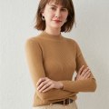 Miniatyrbillede 4 af 5: Damstickad Høst/Vintertrøje Halvhøj Hals, Indvendig Matchende Basislag, Ensfarvet Slim Fit, Vinrød, XL