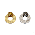 Miniatyrbillede 3 af 5: IC 17 farver UN SDG Pin-emblem (guld, sølv)