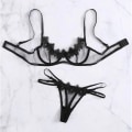 Pikkukuva 3 / 5: Naisten seksikkäät alusvaatteet, läpinäkyvä verkkobikini ja matala stringit
