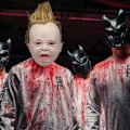 Pikkukuva 5 / 5: Pelottavat ja hilpeät lateksipäähineet, itkevä punk-vauva, realistinen itkevä punk-vauva uutuus Halloween-naamiaisasu lateksipää