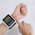 Miniatyrbild 8 av 8: Digitalt handledsblodtrycksmätare Pulsmätare Hälsovård Automatisk Manschett Tonometer Ingen Röst