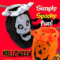 Pikkukuva 4 / 4: Karkki vai kepponen -kassi - Karkkikassi tikulla, saaliskassi, Halloween-kassi, pääkallokuvio, Halloween-asusteet, pelottavat juhlatarvikkeet
