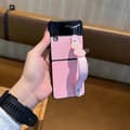 PU Läderfodral Kompatibelt med Samsung Galaxy Z Flip 3/4, Stöttåligt Hårt PC-ramskydd med Armband