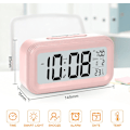 Miniatyrbild 2 av 4: Väckarklocka 4,3\" LED-display, Digital väckarklocka med batteridrift, Snooze, Lätt att använda, Temperaturkalender, 12/24 timmar
