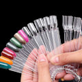 Miniatyrbild 4 av 5: 100 st Klara Falska Nagelprover Fläktformade Nageldisplaypinnar, Nagelkonst Tips Färgprover Pinnar Pop Pinnar Nageldisplayring