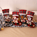 Miniatyrbild 2 av 4: 4-pack 16 tum julstrumpor med snöflinga, tomte, snögubbe, ren och plyschfåll i konstpäls - Familjepaket strumpor
