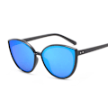 Miniatyrbild 1 av 6: Retro Cat Eye Style Solglasögon Kvinna Mode Gradient Solglasögon för kvinnligt märke Designer Glasögon Färgglad spegel Gafas De Sol Black Blue