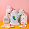 Miniatyrbild 2 av 6: 1 ST Transparent Vattentät Resekosmetikväska Case för kvinnor Badkar Smink Organizer Toalettartiklar Tvätt Skönhetssats Förvaringspåse 1pc Green dinosaur 16x20cm