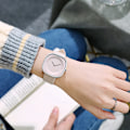 Miniatyrbild 4 av 6: 2022 Par Simple Square Quartz Watch Damklockor Enkel Big Dial Square Watch män Sommarpresentklocka Watch creamy-white