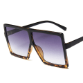 Miniatyrbild 1 av 6: Nya fyrkantiga solglasögon kvinnor överdimensionerade och lyxiga mode lyxmärke Personlighet Gradient Leopard Gafas UV400 Leopard Other