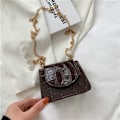 Miniatyrbild 1 av 6: Kvinnor Axelväskor Stenmönster Pu Läder Trend Designer Kedja Haspväskor Myntväska Mini Enkel fyrkantig väska Dark Brown Super MIni