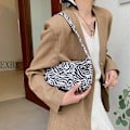 Miniatyrbild 4 av 6: Print Nylon Casual Kvinnor Handväska Fjäril Leopard Zebra Print Kvinna Damunderarmväskor Cow